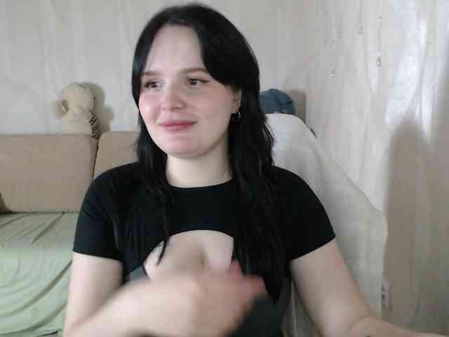 Lizzi-Peach webcam