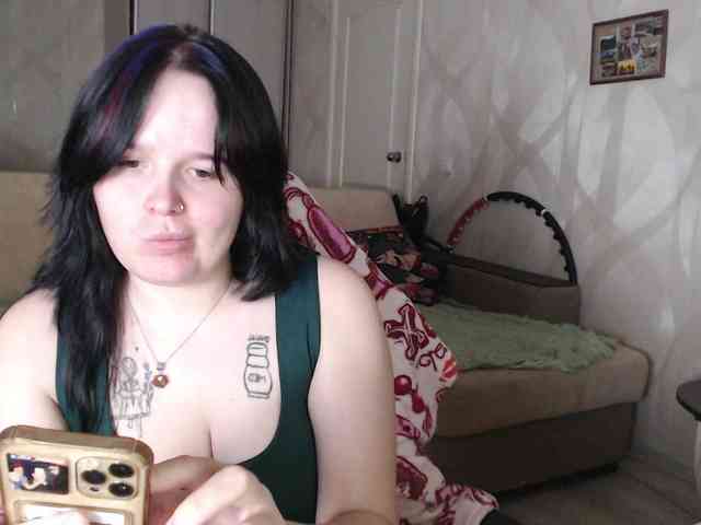 Lizzi-Peach webcam