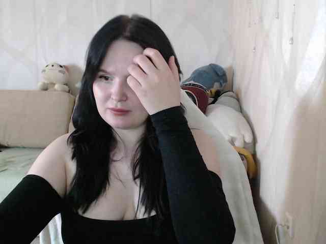 Lizzi-Peach webcam