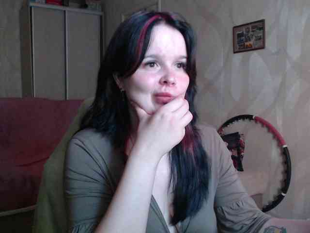 Lizzi-Peach webcam