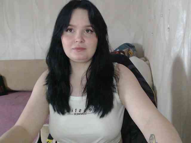 Lizzi-Peach webcam
