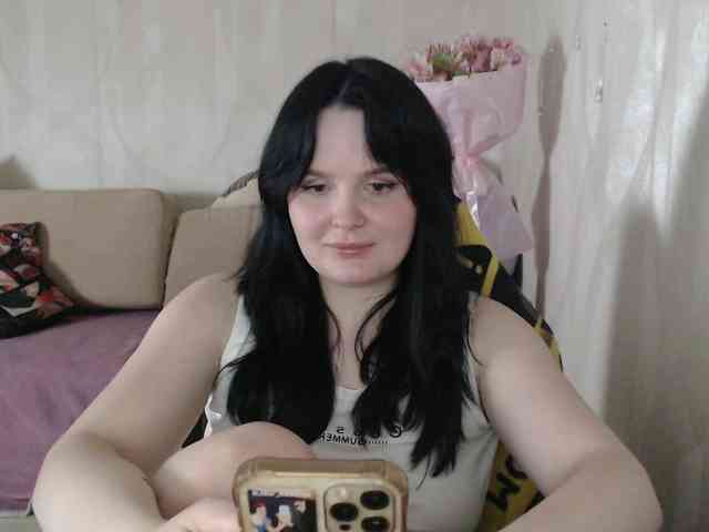 Lizzi-Peach webcam