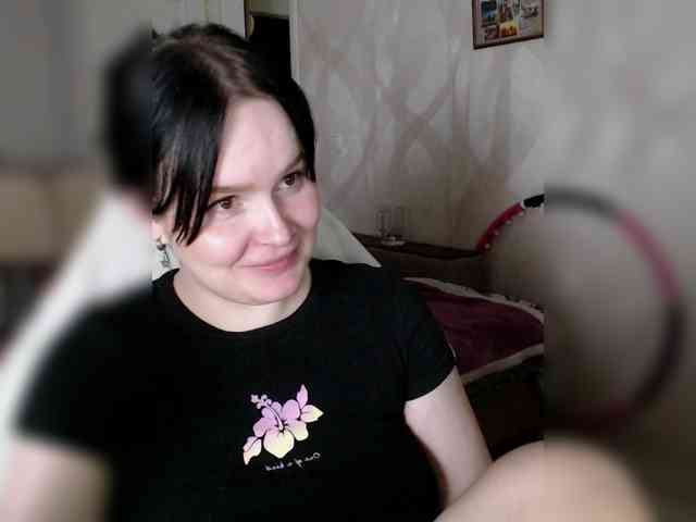 Lizzi-Peach webcam