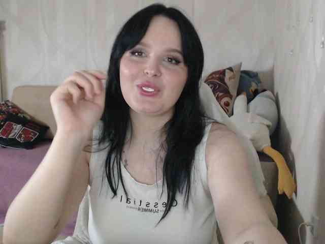 Lizzi-Peach webcam