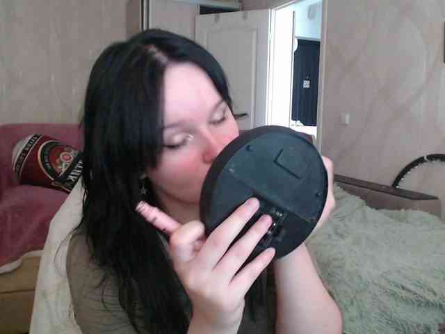 Lizzi-Peach webcam