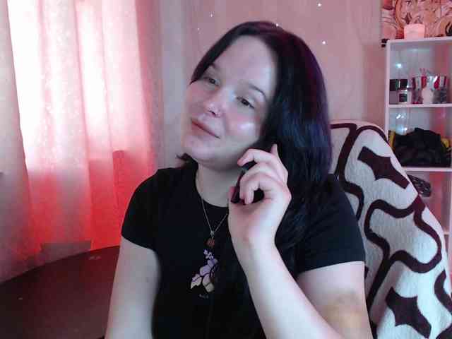 Lizzi-Peach webcam