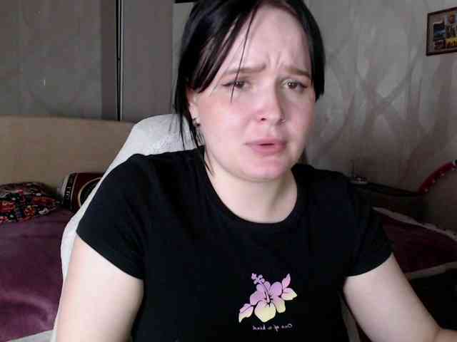 Lizzi-Peach webcam