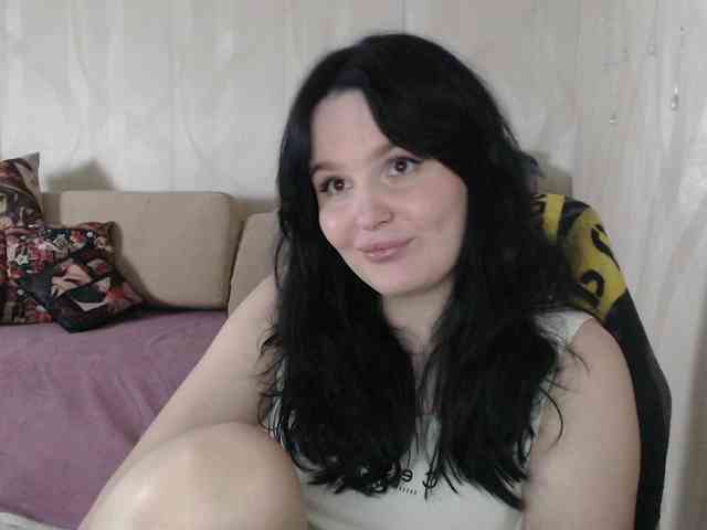 Lizzi-Peach webcam