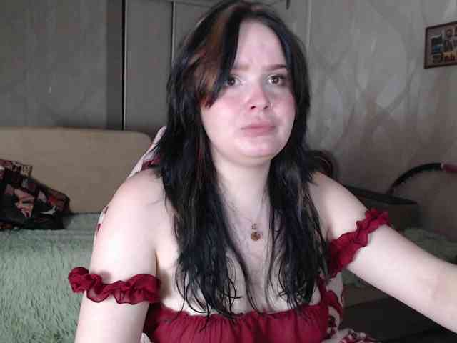 Lizzi-Peach webcam