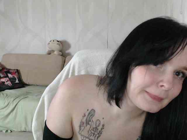 Lizzi-Peach webcam