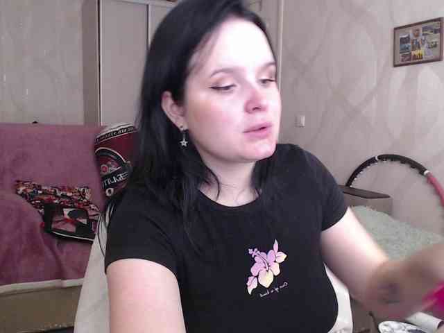 Lizzi-Peach webcam