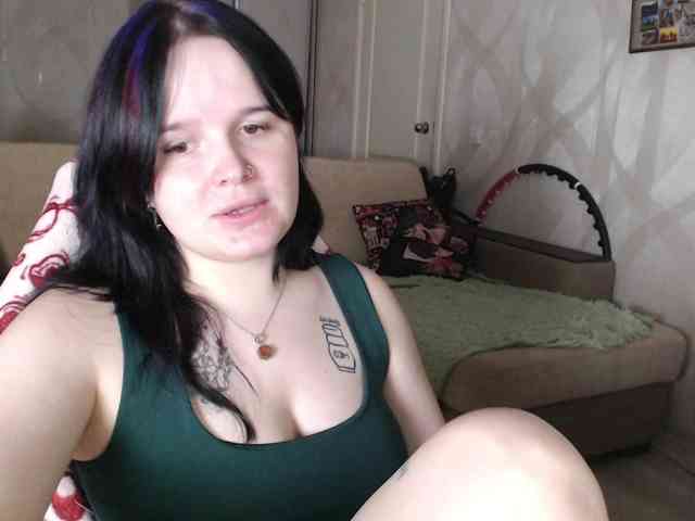 Lizzi-Peach webcam