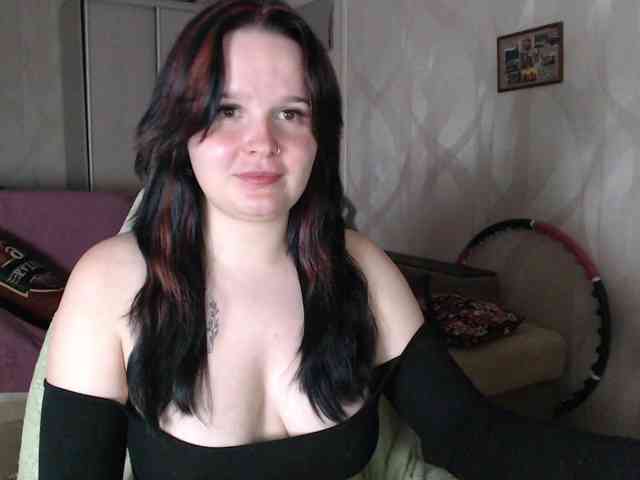 Lizzi-Peach webcam