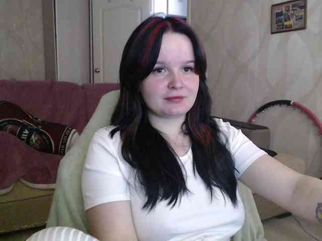 Lizzi-Peach webcam