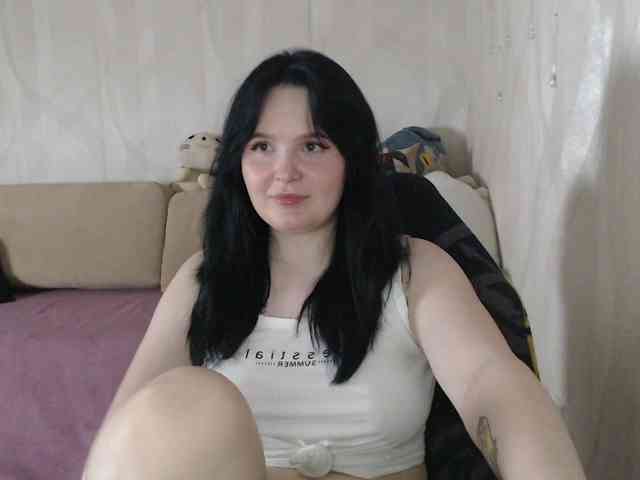 Lizzi-Peach webcam