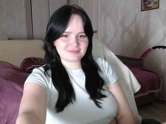 Lizzi-Peach webcam