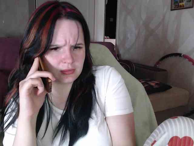 Lizzi-Peach webcam