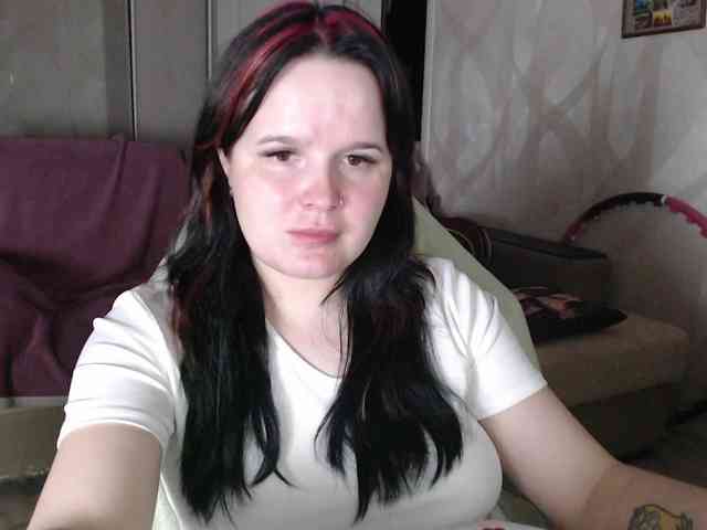 Lizzi-Peach webcam