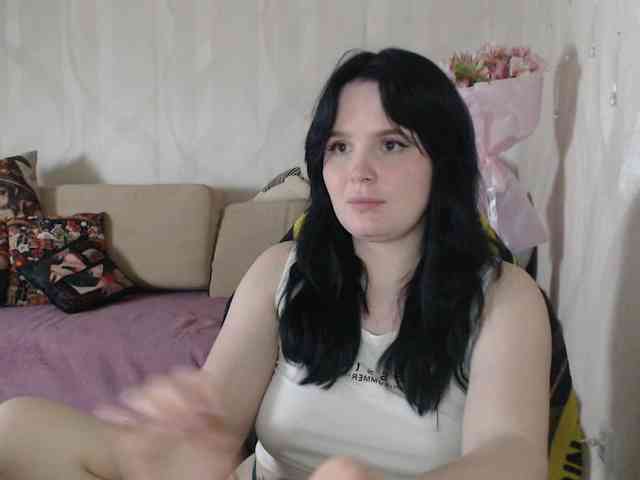 Lizzi-Peach webcam