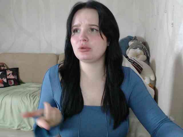 Lizzi-Peach webcam