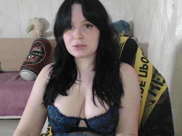 Lizzi-Peach webcam