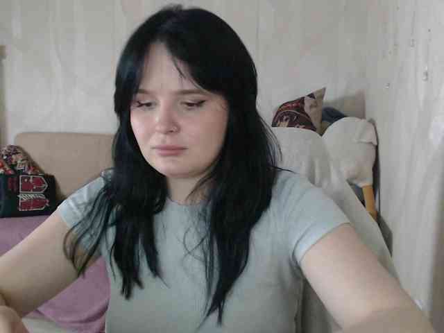 Lizzi-Peach webcam