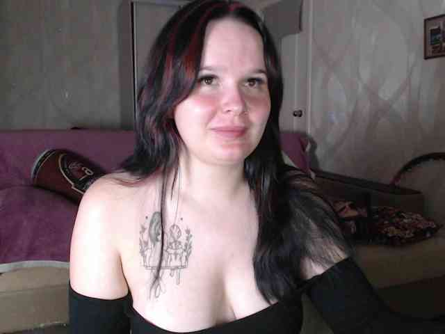 Lizzi-Peach webcam