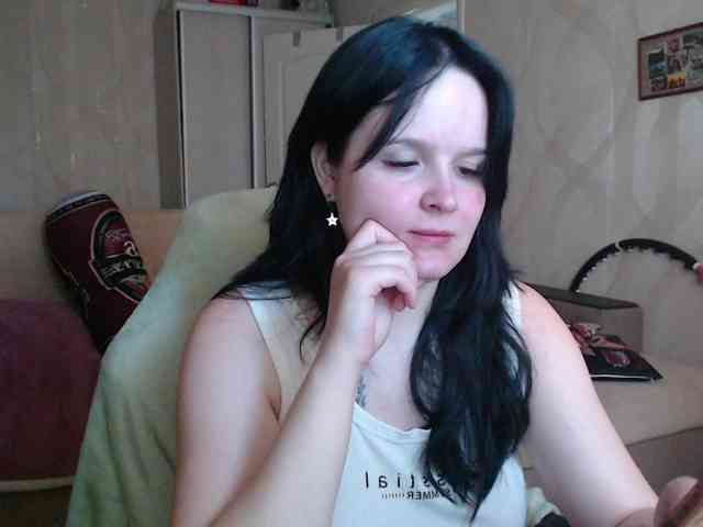 Lizzi-Peach webcam