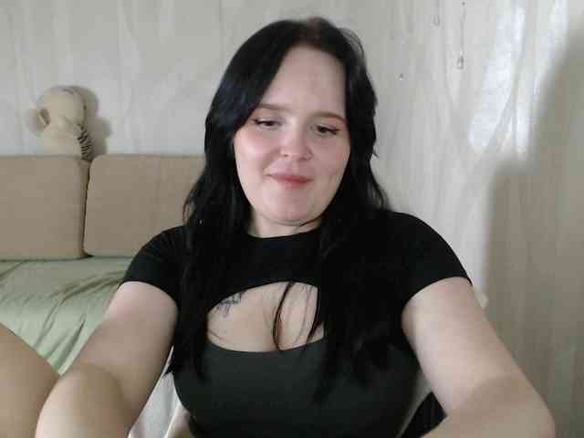 Lizzi-Peach webcam