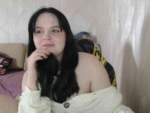 Lizzi-Peach webcam