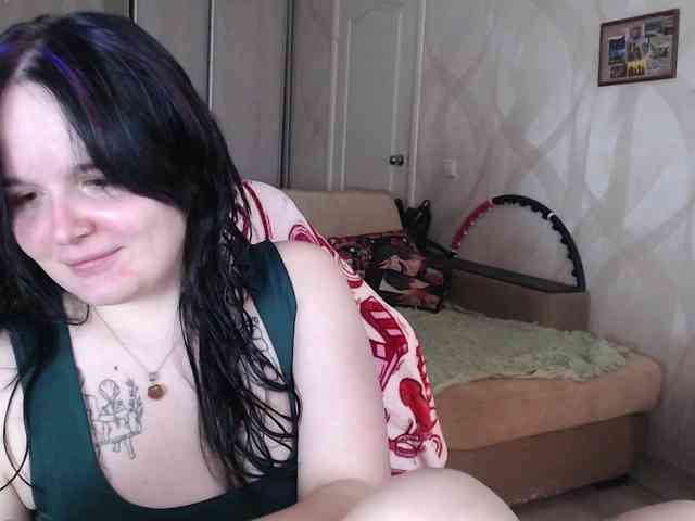 Lizzi-Peach webcam