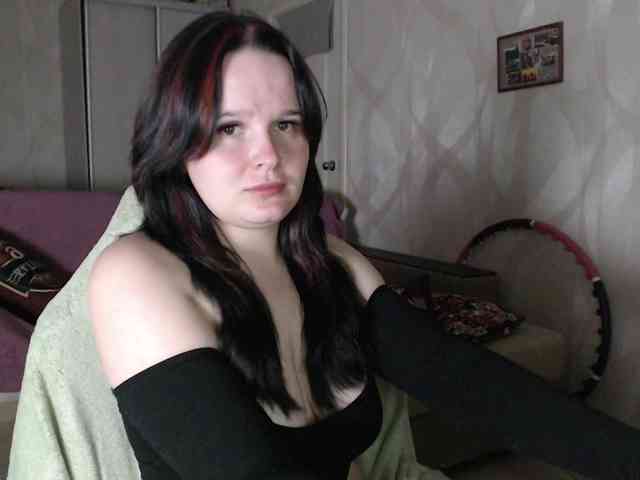 Lizzi-Peach webcam