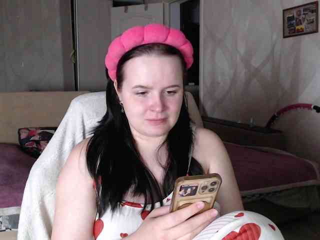 Lizzi-Peach webcam