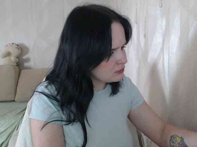 Lizzi-Peach webcam