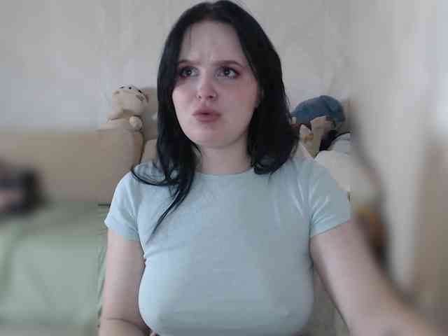 Lizzi-Peach webcam