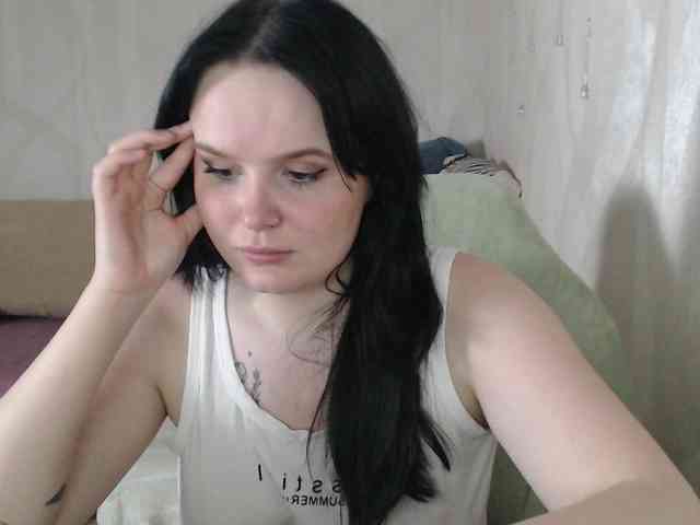 Lizzi-Peach webcam
