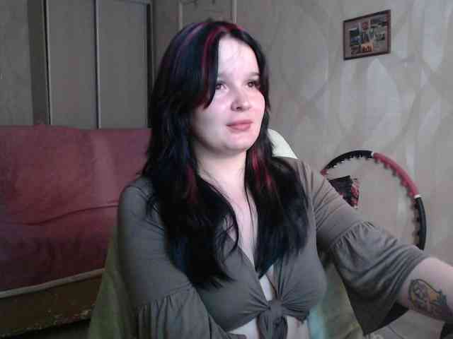 Lizzi-Peach webcam