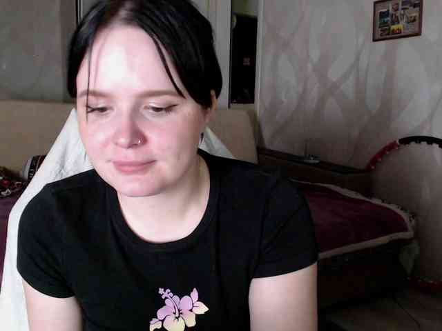 Lizzi-Peach webcam
