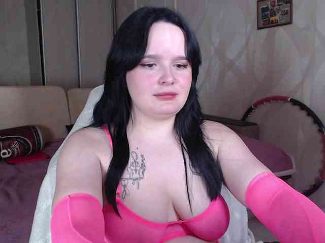 Lizzi-Peach webcam