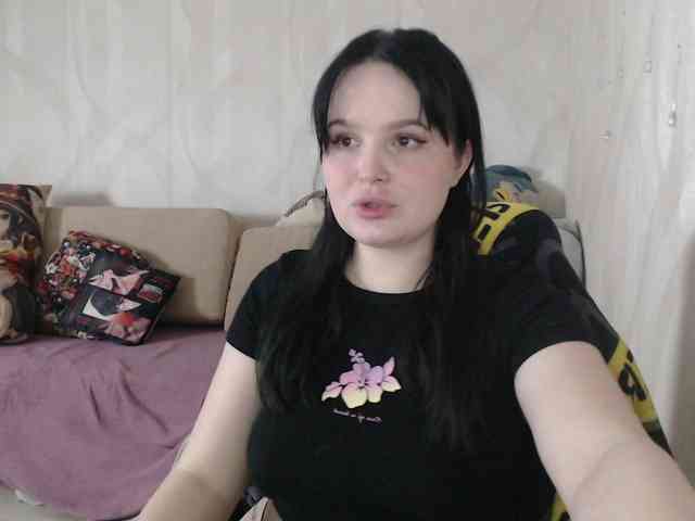 Lizzi-Peach webcam