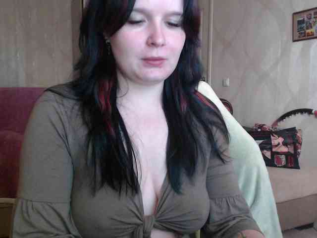 Lizzi-Peach webcam