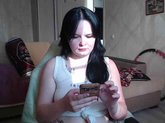 Lizzi-Peach webcam