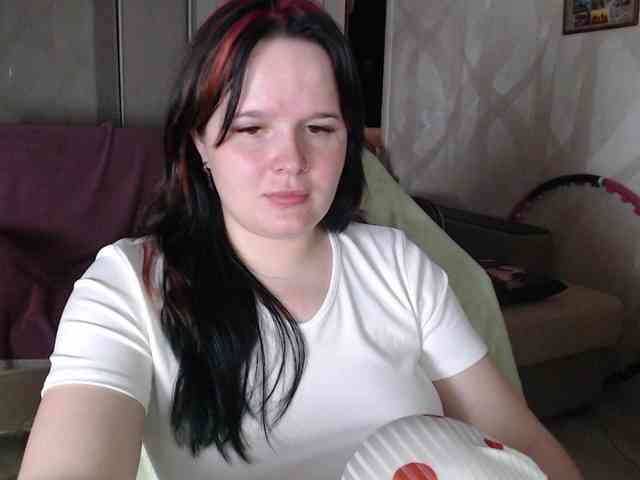 Lizzi-Peach webcam
