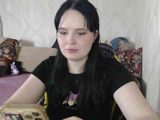 Lizzi-Peach webcam