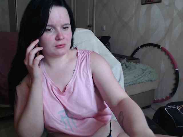 Lizzi-Peach webcam