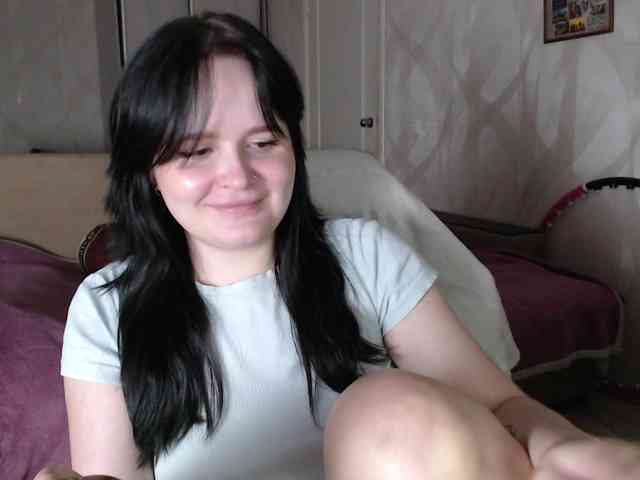 Lizzi-Peach webcam