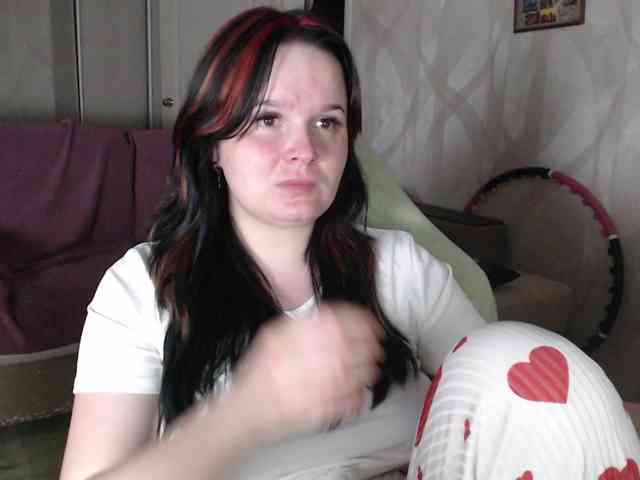 Lizzi-Peach webcam