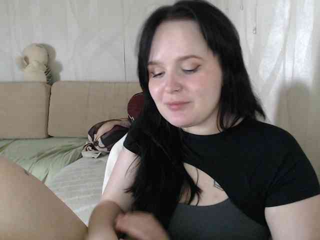 Lizzi-Peach webcam