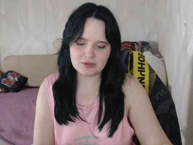 Lizzi-Peach webcam
