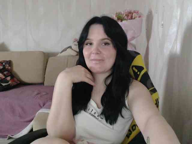 Lizzi-Peach webcam